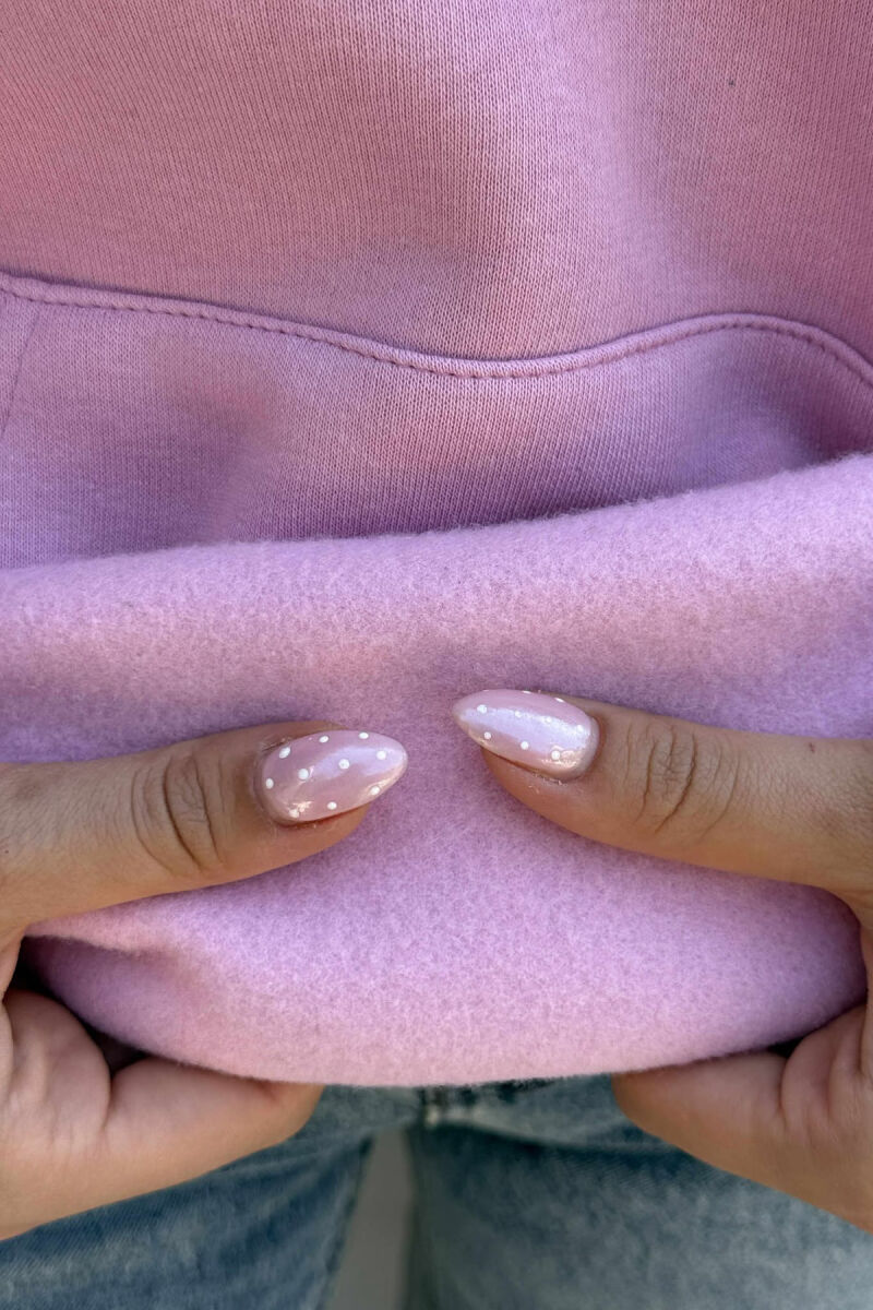 HOODIE E THJESHTË NJË NGJYRËSHE ME PUSH PËR FEMRA NË NGJYRËN ROZË - 5