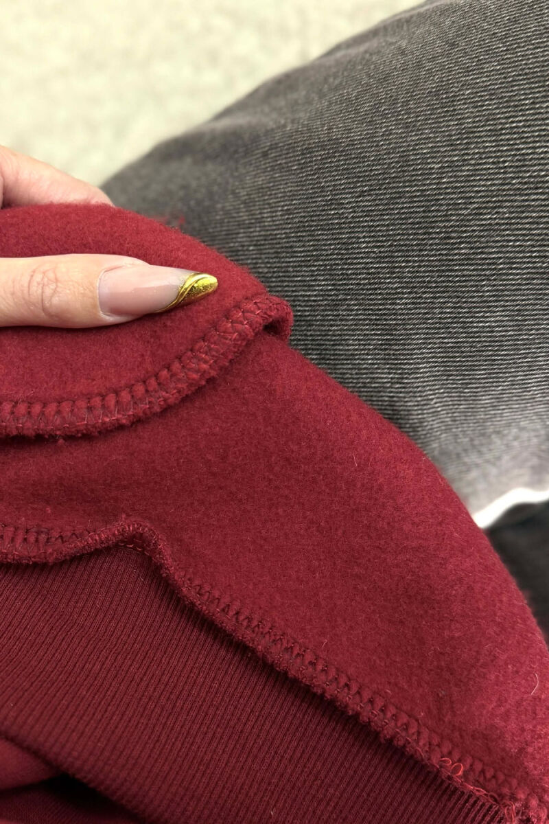 HOODIE E THJESHTE NJE NGJYRESHE PER FEMRA NE NGJYRE VISHNJE TE ERRET - 4