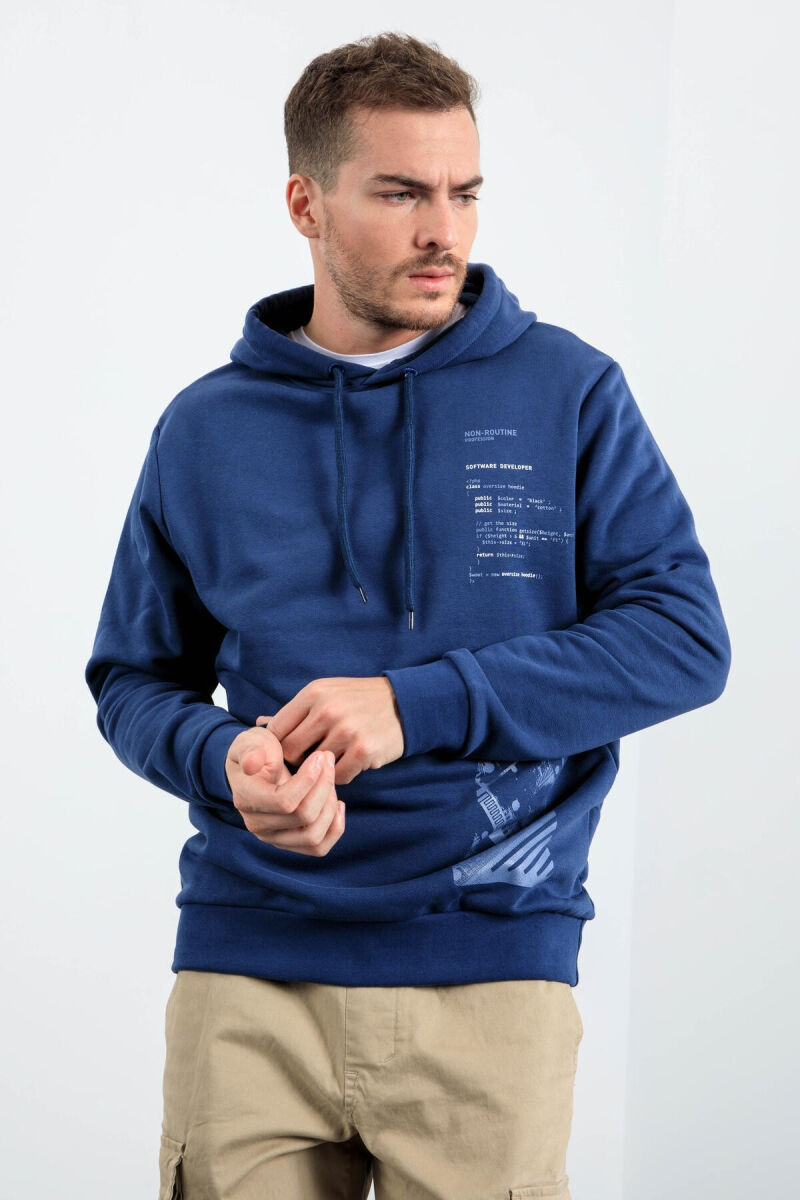 HOODIE E THJESHTË NJË NGJYRËSHE PËR MESHKUJ NË NGJYRËN BLU - 1