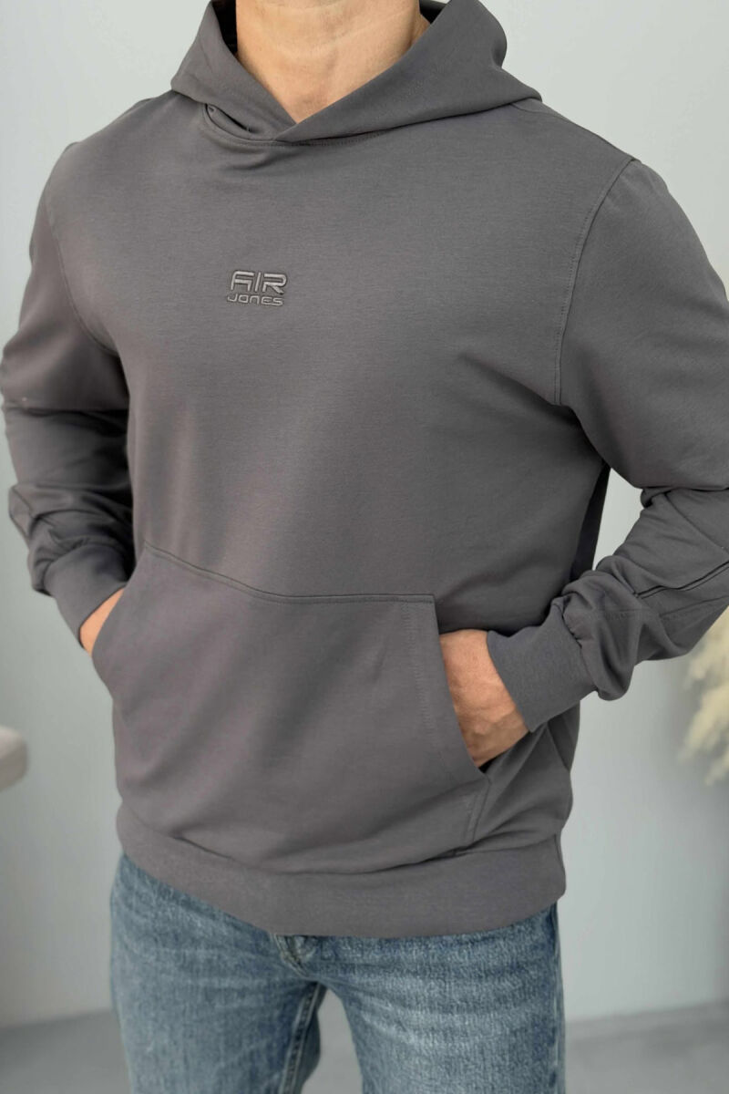 HOODIE ME LOGO TË THJESHTË TË VOGËL PARA PËR MESHKUJ NË NGJYRËN GRI TË ERRËT - 3