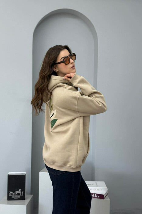 HOODIE ME PUSH DHE ME DIZJAN NE PJESEN PARA & PAS PER FEMRA NE NGJYRE BEZHE - 2