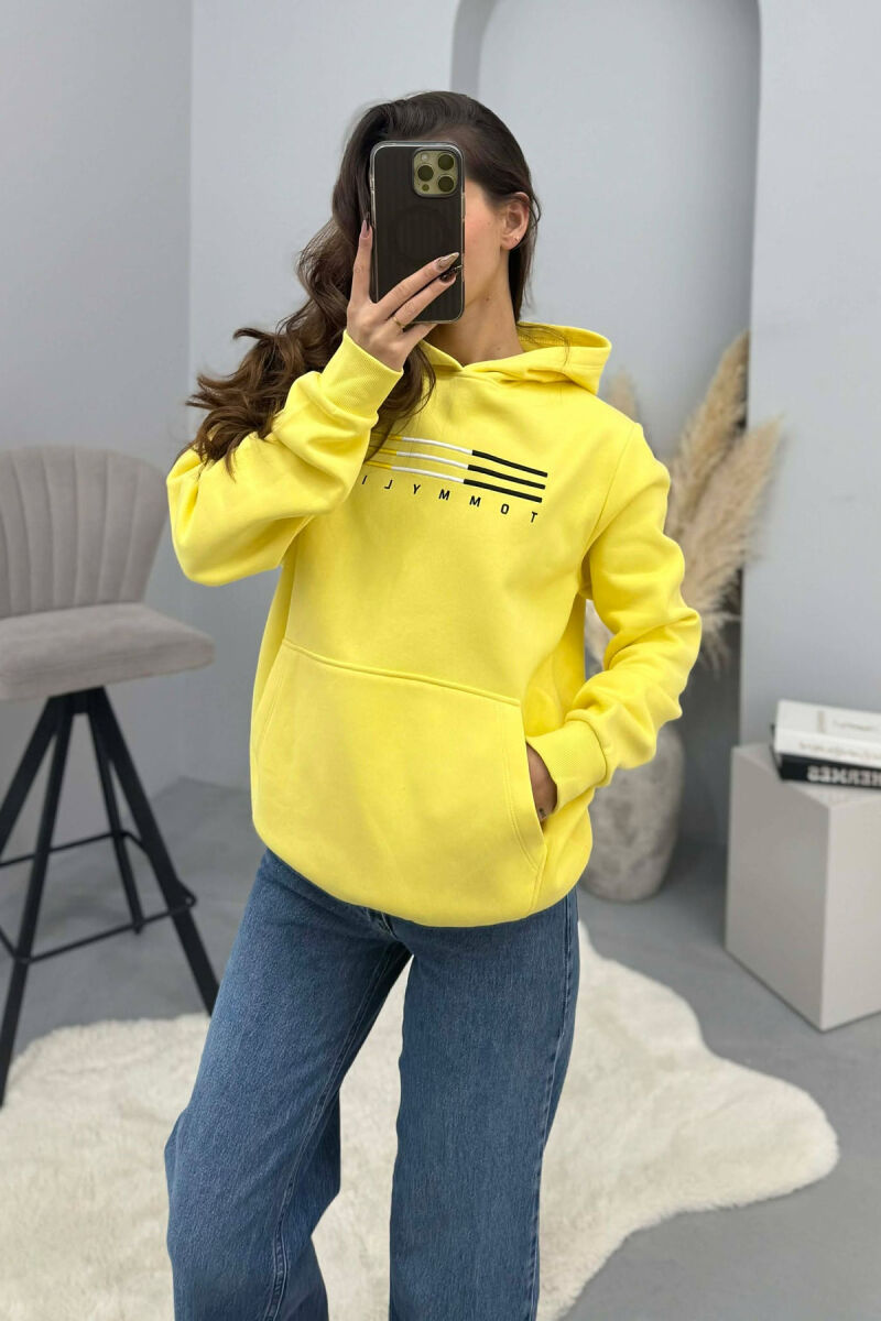 HOODIE ME PUSH DHE ME LOGO PARA PER FEMRA NE NGJYRE TE VERDHE - 4