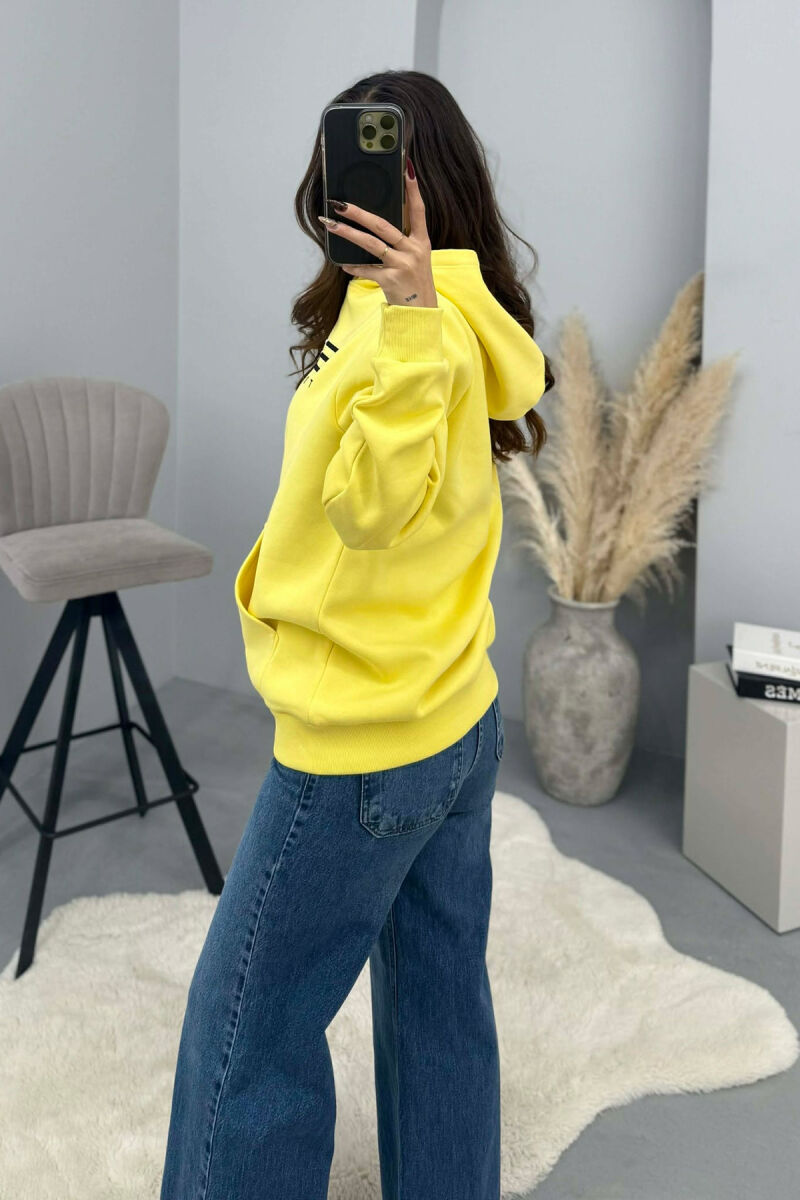 HOODIE ME PUSH DHE ME LOGO PARA PER FEMRA NE NGJYRE TE VERDHE - 5