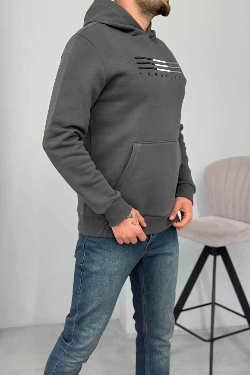 HOODIE ME PUSH DHE ME LOGO PARA PËR MESHKUJ NË NGJYRËN GRI TË ERRËT - 3