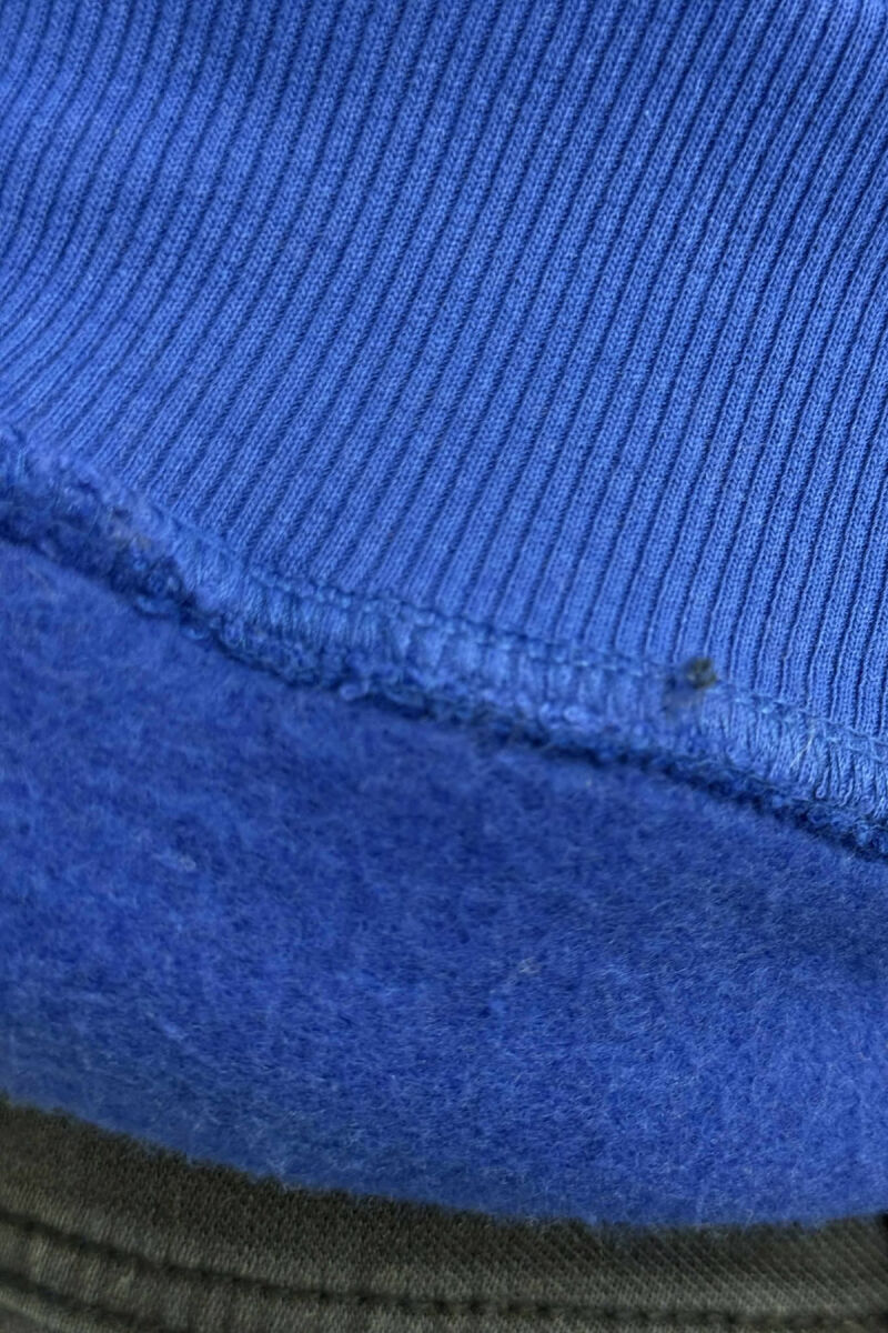 HOODIE ME PUSH DHE ME LOGO TË THJESHTË NYC PARA PËR MESHKUJ NË NGJYRËN BLU - 4