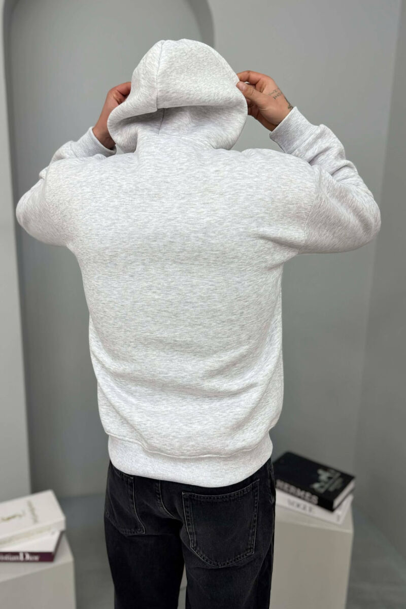 HOODIE ME PUSH DHE ME SHKRIM PARA PËR MESHKUJ NË NGJYRE GRI TE ZBARDHUR - 4