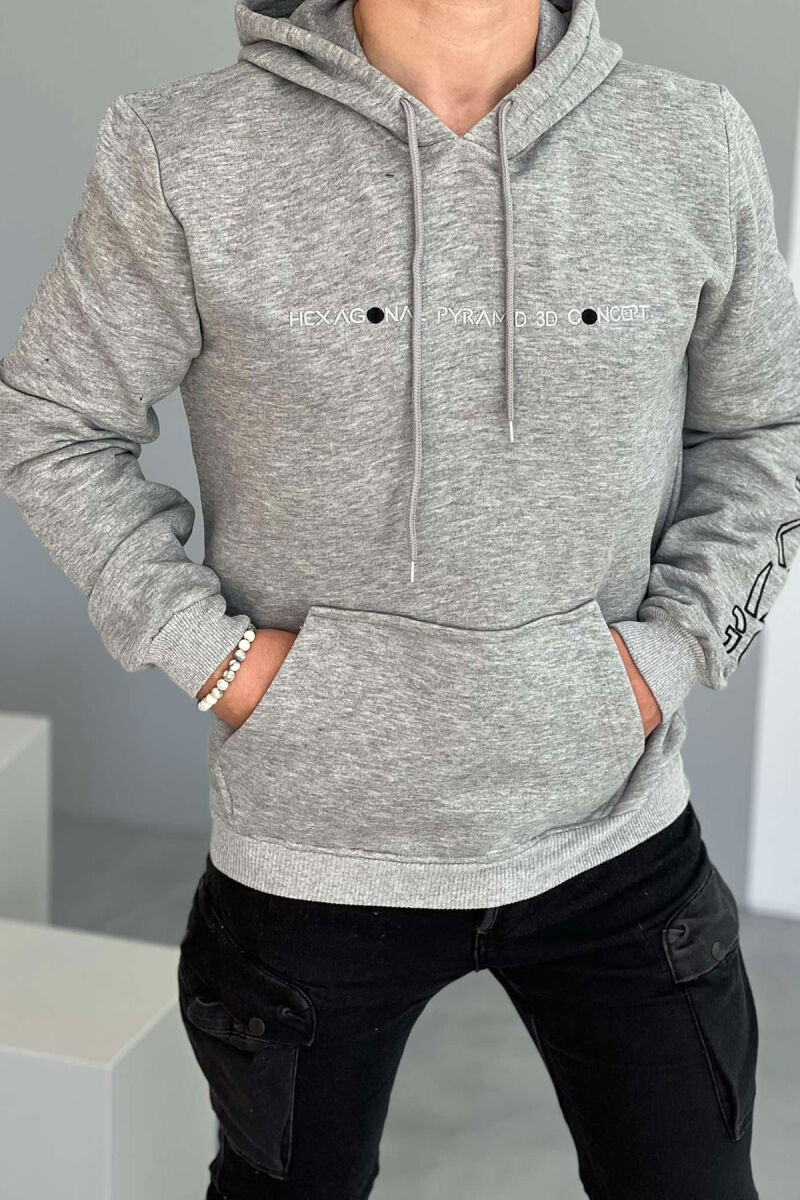 HOODIE ME PUSH DHE ME SHKRIME PËR MESHKUJ NË NGJYRËN GRI E ZBARDHUR - 1