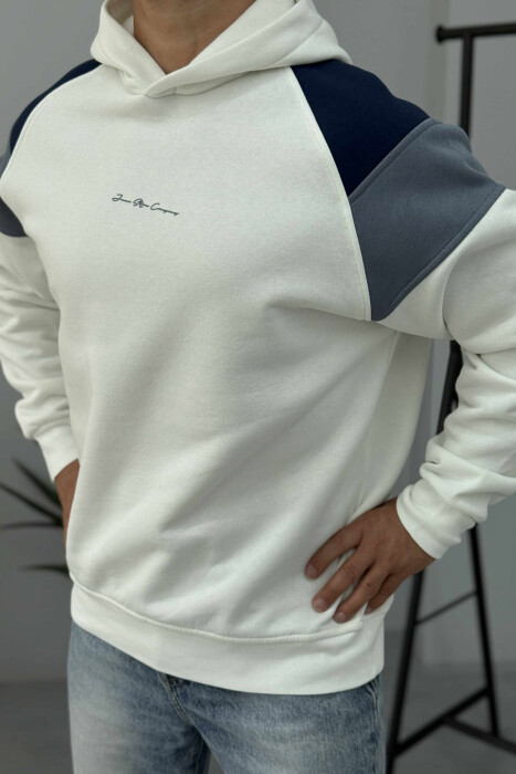 HOODIE ME PUSH DHE ME SHKRIM TË THJESHTË NË PJESËN PARA PËR MESHKUJ NË NGJYRË TË BARDHË - 5