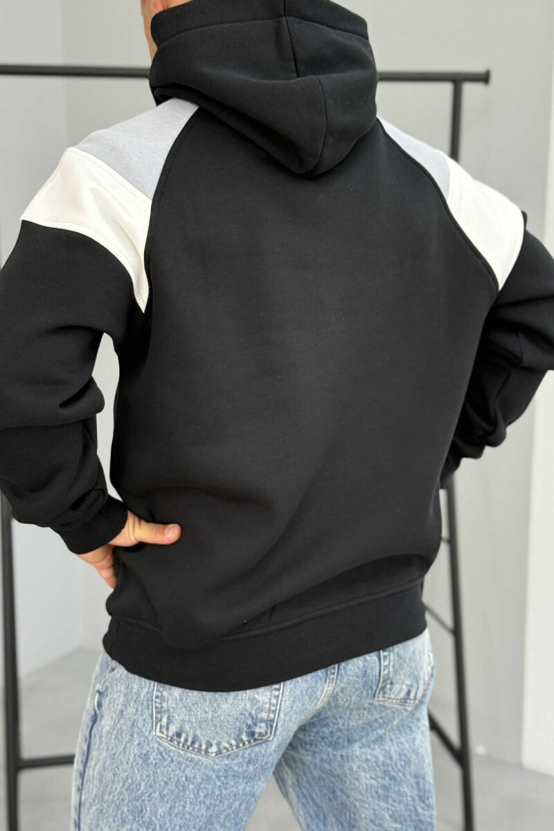 HOODIE ME PUSH DHE ME SHKRIM TË THJESHTË NË PJESËN PARA PËR MESHKUJ NË NGJYRË TË ZEZË - 3