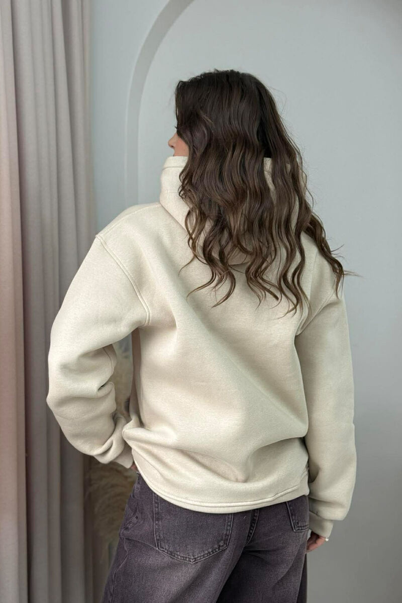 HOODIE ME PUSH DHE SHKRIME NE PJESEN PARA PER FEMRA NE NGJYRE BEZHE - 3