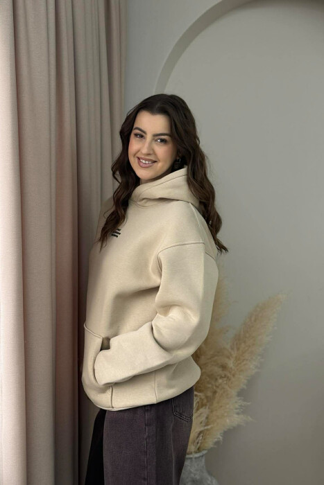 HOODIE ME PUSH DHE SHKRIME NE PJESEN PARA PER FEMRA NE NGJYRE BEZHE - 2