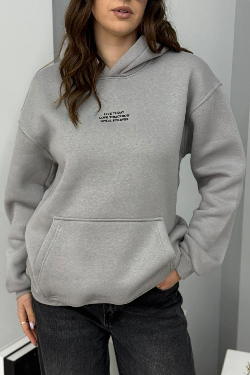 HOODIE ME PUSH DHE SHKRIME NE PJESEN PARA PER FEMRA NE NGJYRE GRI - 4