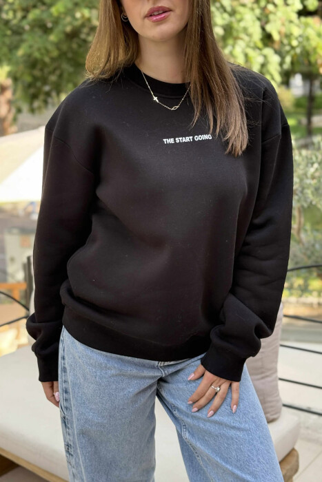 HOODIE ME PUSH ME DIZANJ TË THJESHTE TË VOGËL PARA PËR FEMRA NË NGJYRËN E ZEZË - 2