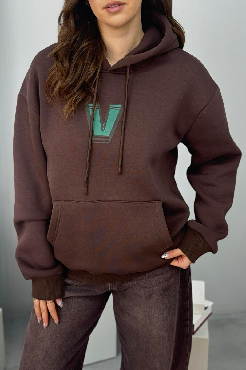 HOODIE ME PUSH ME SHKRIME NE PJESEN E PASME PER FEMRA NE NGJYRE KAFE TE ERRET - 4