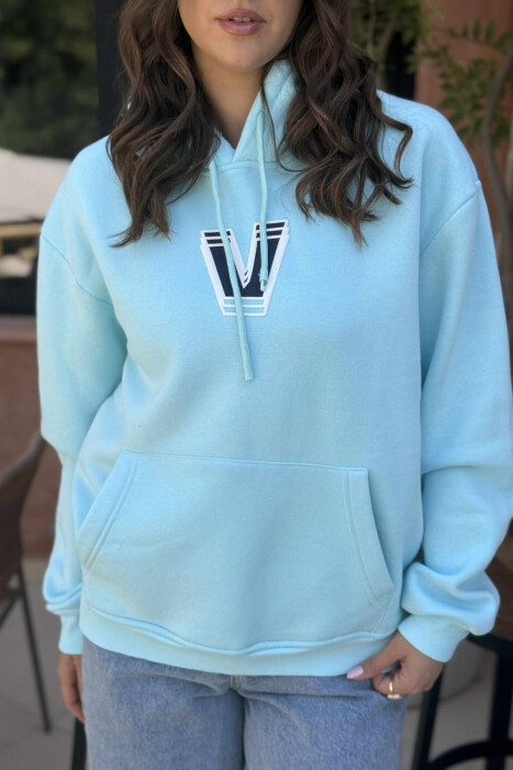 HOODIE ME PUSH ME SHKRIME NË PJESEN E PASME PËR FEMRA NË NGJYRËN BLU TË ZBARDHUR - 5