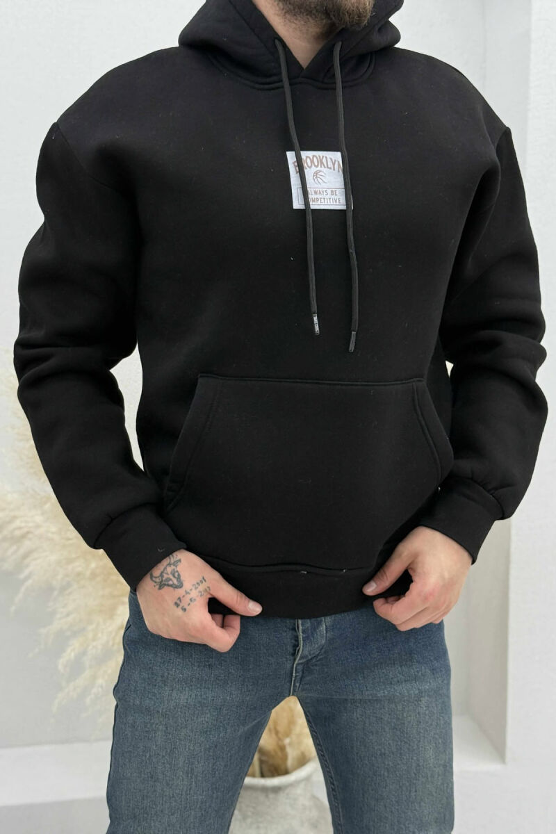 HOODIE ME PUSH NJËNGJYRËSHE DHE ME DIZANJ BASKETBOLL MBRAPA PËR MESHKUJ NË NGJYRËN E ZEZË - 3