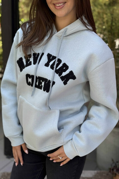 HOODIE ME PUSH NJËNGJYRËSHE PËR FEMRA NË NGJYRËN BLU TË ZBARDHUR - 4