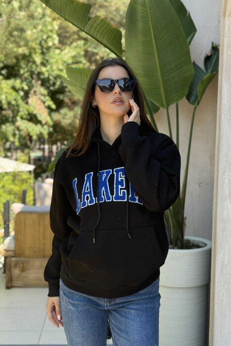 HOODIE ME PUSH NJËNGJYRËSHE DHE ME SHKRIM PARA PËR FEMRA NË NGJYRËN E ZEZË - 3