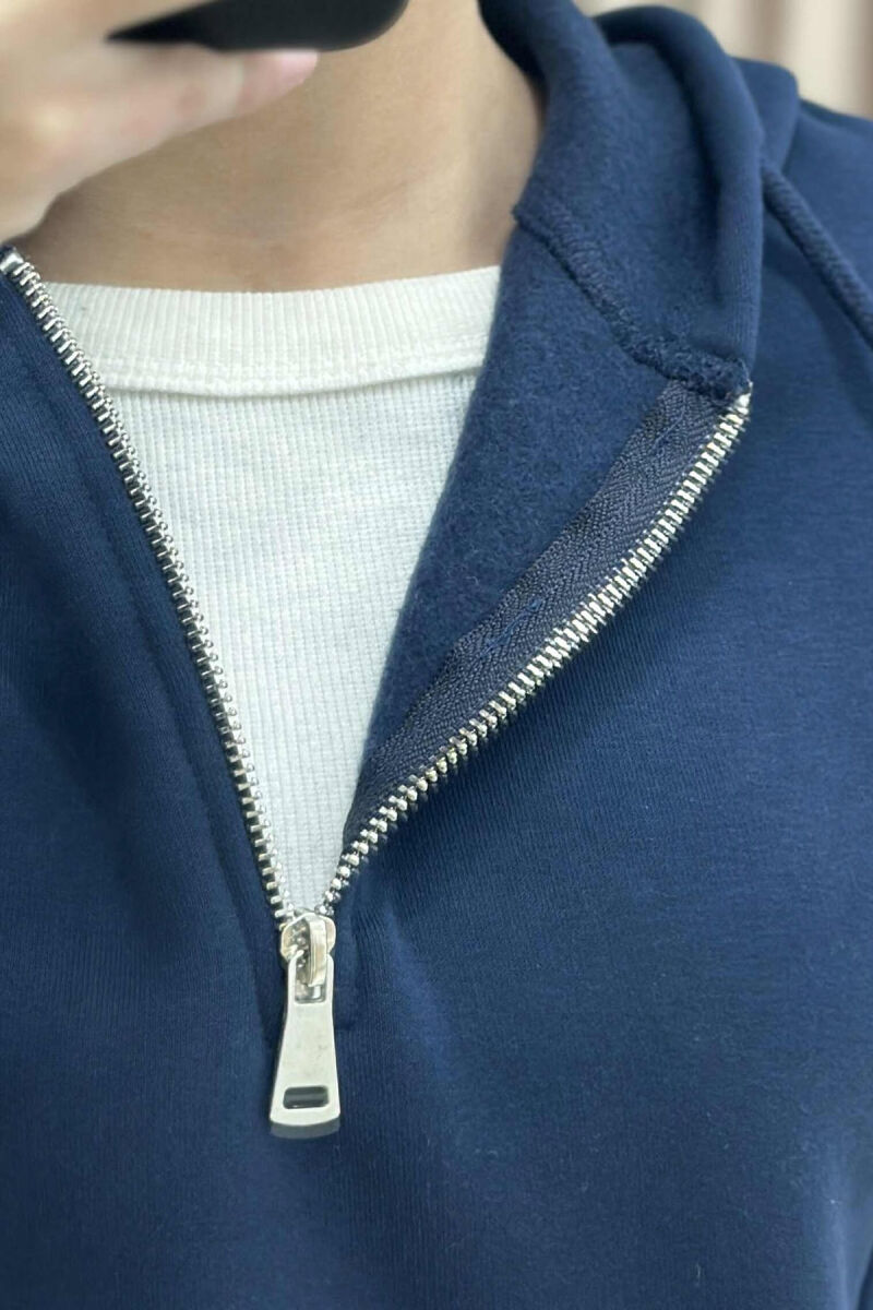 HOODIE ME PUSH PËR FEMRA NË NGJYRËN BLU E ERRËT - 6