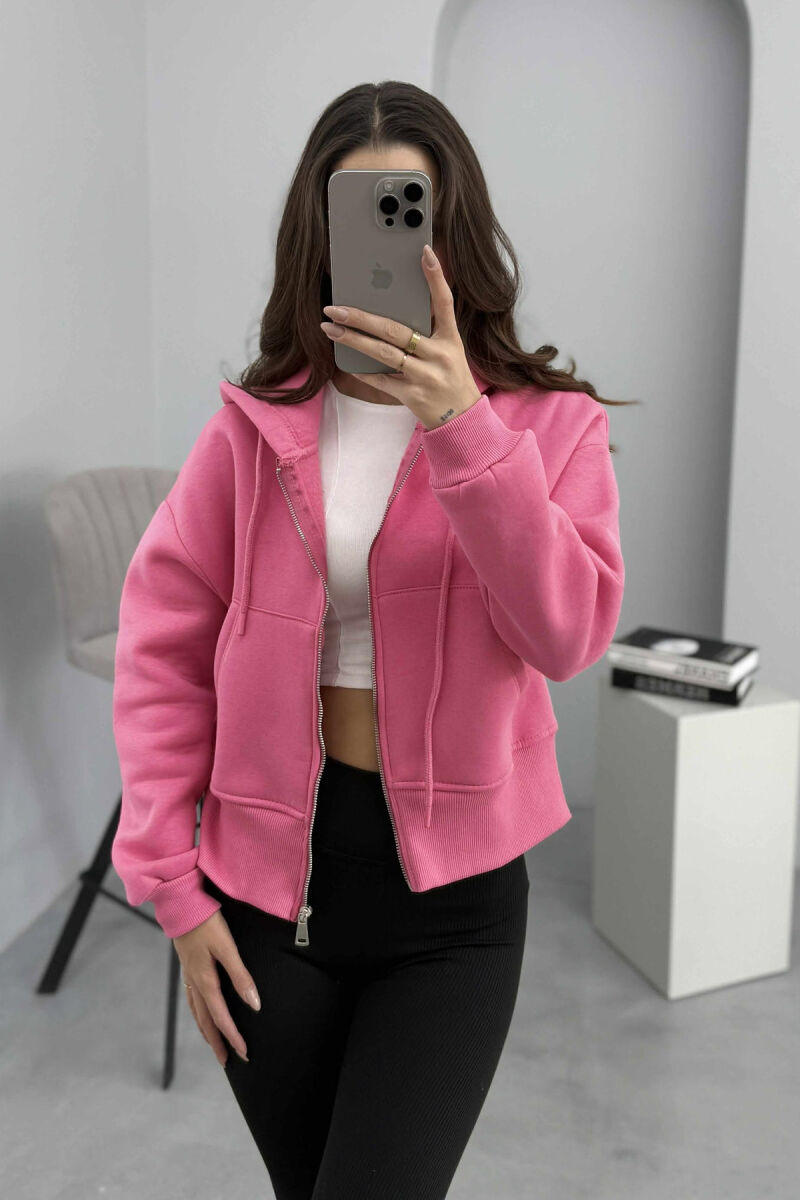 HOODIE ME ZINXHIR DHE ME PUSH NJË NGJYRËSHE PËR FEMRA NË NGJYRËN ROZË - 2