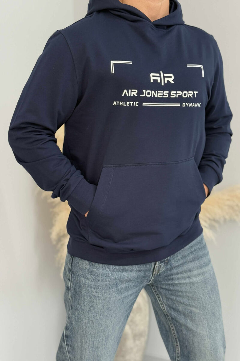 HOODIE NJË NGJYRËSHE ME DETAJIN E SHKRIMIT PARA PËR MESHKUJ NE NGJYRËN BLU - 2