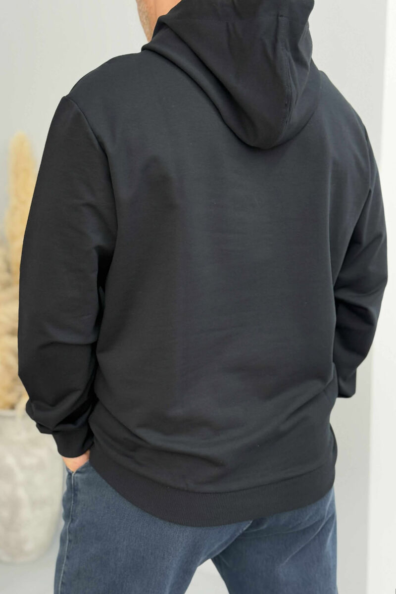 HOODIE NJË NGJYRËSHE ME DIZAJN TË THJESHTË PËR MESHKUJ NË NGJYRËN BLU MESNATE - 2