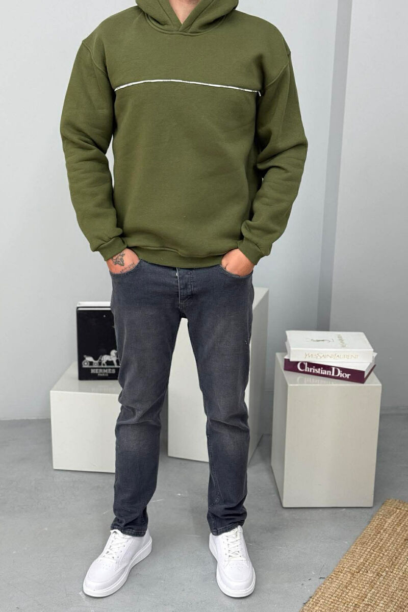 HOODIE NJE NGJYRESHE ME PUSH DHE DETAJE TE VOGLA PER MESHKUJ NE NGJYRE JESHILE - 2