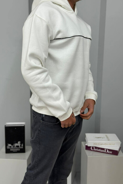 HOODIE NJE NGJYRESHE ME PUSH DHE DETAJE TE VOGLA PER MESHKUJ NE NGJYRE TE BARDHE - 3