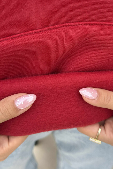 HOODIE NJË NGJYRËSHE ME PUSH DHE DIZAJN NË PJESËN E PASME PËR FEMRA NË NGJYRË TË KUQE - 5