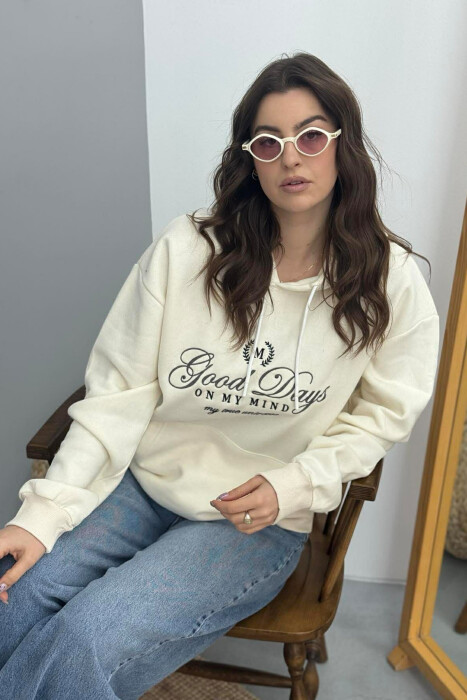 HOODIE NJE NJGYRESHE ME PUSH DHE DIZAJN NË PJESEN PARA PER FEMRA NE NGJYRE KREM - 3