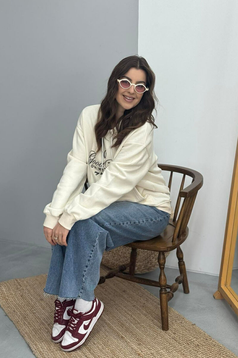 HOODIE NJE NJGYRESHE ME PUSH DHE DIZAJN NË PJESEN PARA PER FEMRA NE NGJYRE KREM - 2