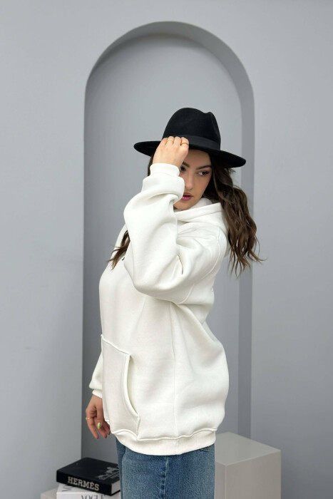 HOODIE NJE NGJYRSHE ME PUSH DHE ME SHKRIM NE PJESEN PARA PER FEMRA NE NGJYRE KREM - 2