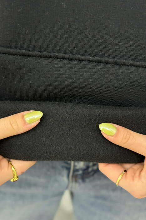 HOODIE NJE NGJYRESHE ME PUSH DHE ME SHKRIM TE THJESHTE NE PJESEN PARA PER FEMRA NE NGJYRE TE ZEZE - 5