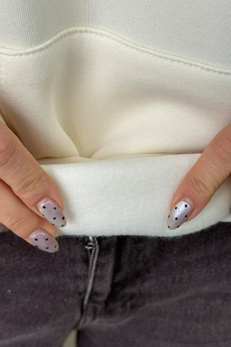 HOODIE NJE NGJYRESHE ME PUSH PER FEMRA NE NGJYRE KREM - 5