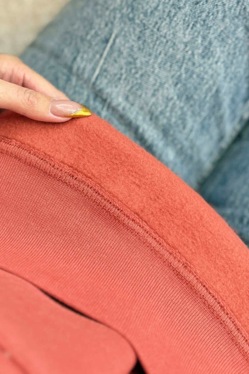 HOODIE NJE NGJYRESHE ME PUSH PER FEMRA NE NGJYRE TULLE - 4