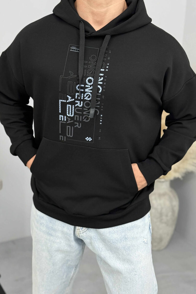 HOODIE NJËNGJYRËSHE ME DIZANJ PARA PËR MESHKUJ NË NGJYRËN E ZEZË - 3