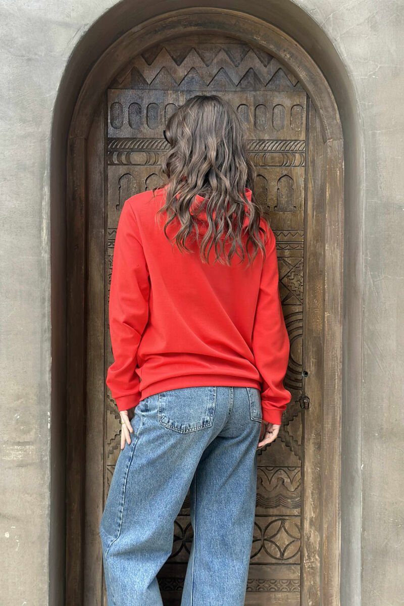 HOODIE NJËNGJYRËSHE ME LOGO TË THJESHTË PARA PËR FEMRA NË NGJYRË TË KUQE - 3