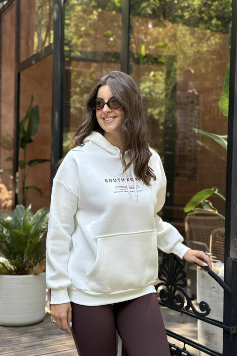 HOODIE NJËNGJYRËSHE ME PUSH DHE ME SHKRIME TË THJESHTA PËR FEMRA NË NGJYRËN E BARDHË 