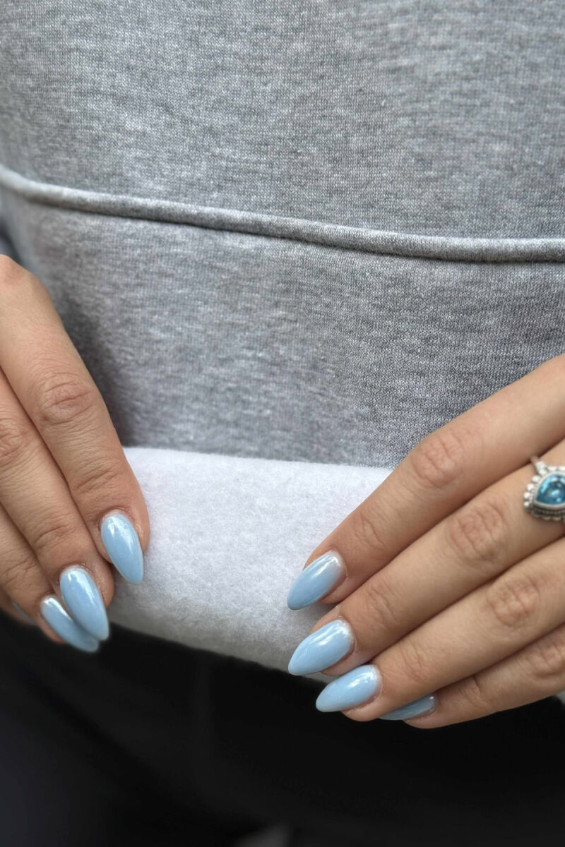 HOODIE NJËNGJYRËSHE ME PUSH DHE ME SHKRIME TË THJESHTA PËR FEMRA NË NGJYRËN GRI - 4