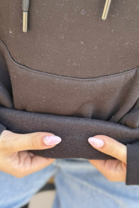 HOODIE NJËNGJYRËSHE ME PUSH DHE SHKRIM PËR FEMRA NË NGJYRËN E ZEZË - 6