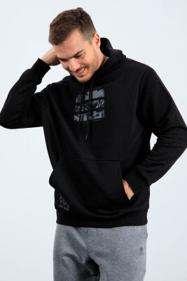 HOODIE PAMBUKU ME IMAZH PËR MESHKUJ NË NGJYRË TË ZEZË 