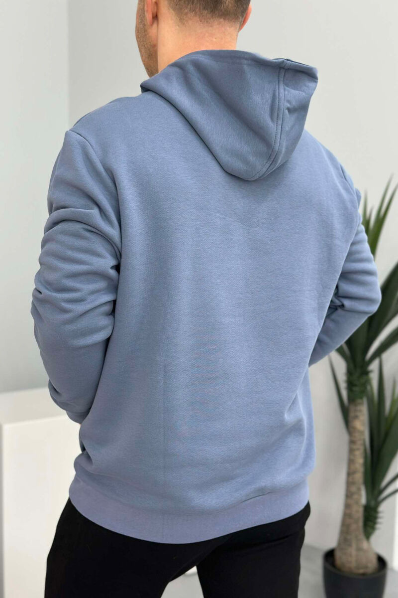 HOODIE PAMBUKU PËR MESHKUJ NË NGJYRËN BLU TË ZBARDHUR - 3