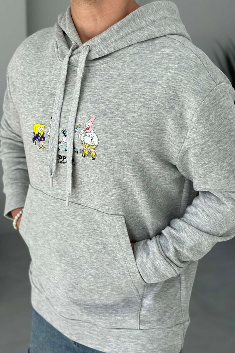 HOODIE PËR MESHKUJ ME DIZENJO SPONGEBOB NË NGJYRËN GRI TË ZBARDHUR - 1