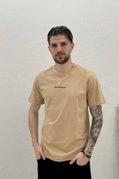 IDEAL AND REALITY WRITTINGS MEN T-SHIRT BEIGE/BEZHE - KLAUDIO FASHION