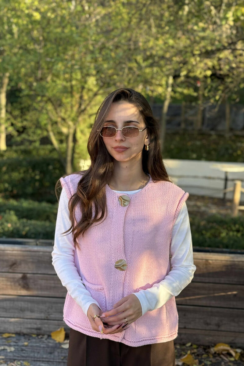 JELEK I THJESHTË I THURRUR ME DETAJIN E BUTONAVE PËR FEMRA NË NGJYRË ROZË - 3