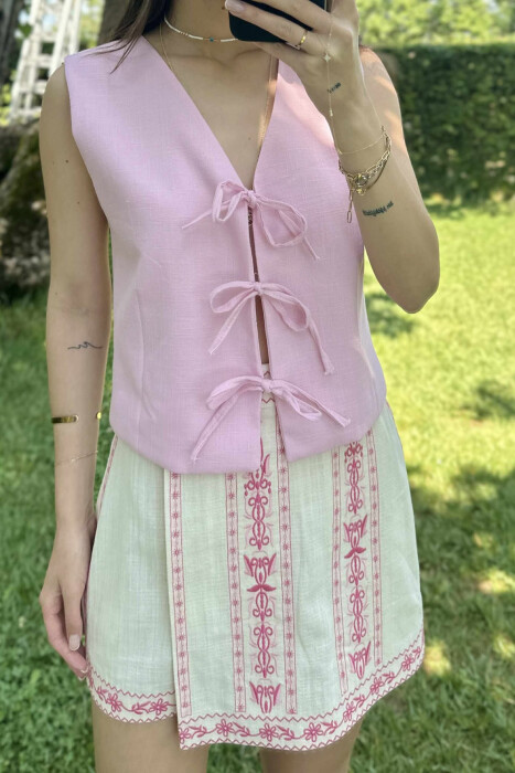 JELEK NJË NGJYRËSH ME DETAJIN E LIDHËSEVE PËR FEMRA NË NGJYRËN ROZË - 3