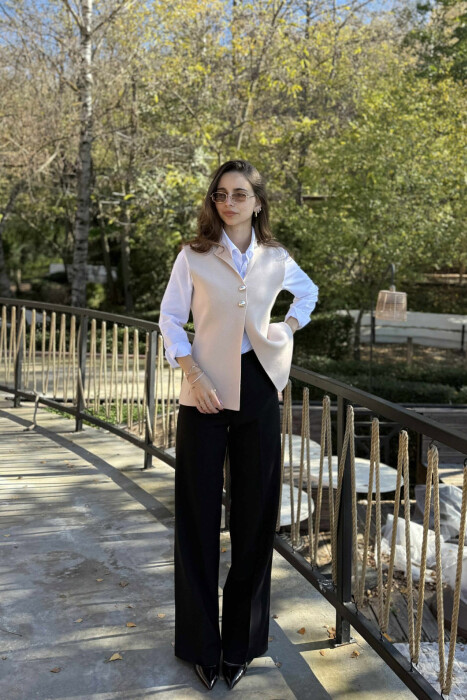 JELEK NJË NGJYRËSH ME DY BUTONA PËR FEMRA NË NGJYRË BEZHË - 3