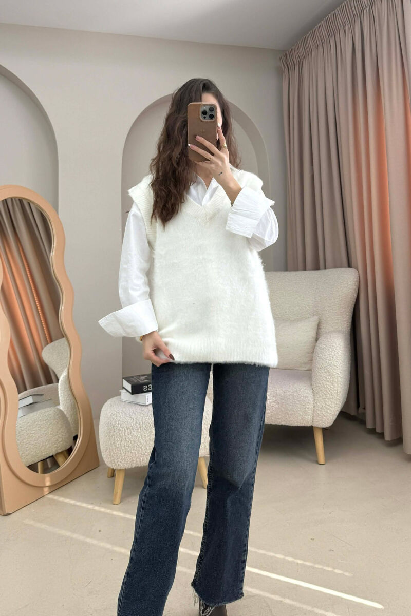 JELEK NJE NGJYRESH ME JAKE V PER FEMRA NE NGJYRE TE BARDHE - 2