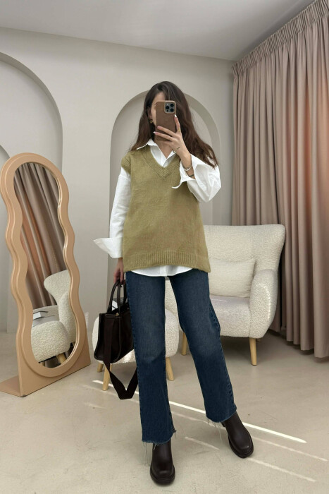 JELEK NJE NGJYRESH ME JAKE V PER FEMRA NE NGJYRE ULLIRI - 4