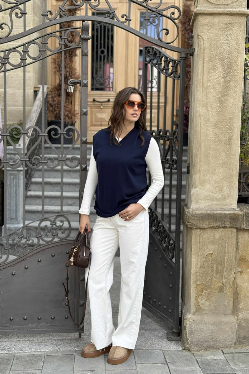 JELEK NJË NGJYRËSH ME JAKE V PËR FEMRA NË NGJYRËN BLU TË ERRËT - 2